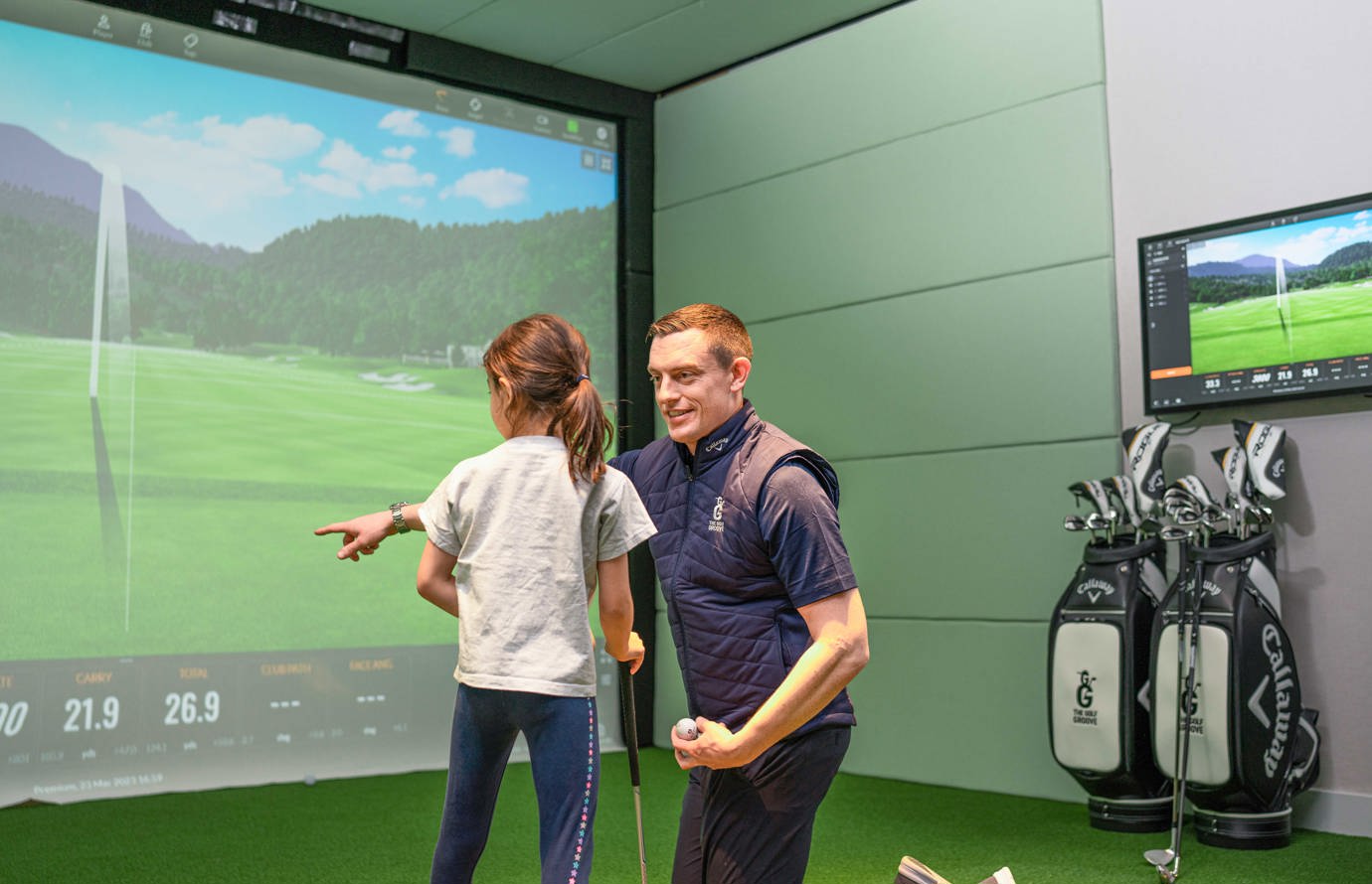 thegolfgroove_golf_lessonfitting_juniorlesson_05_website.jpg