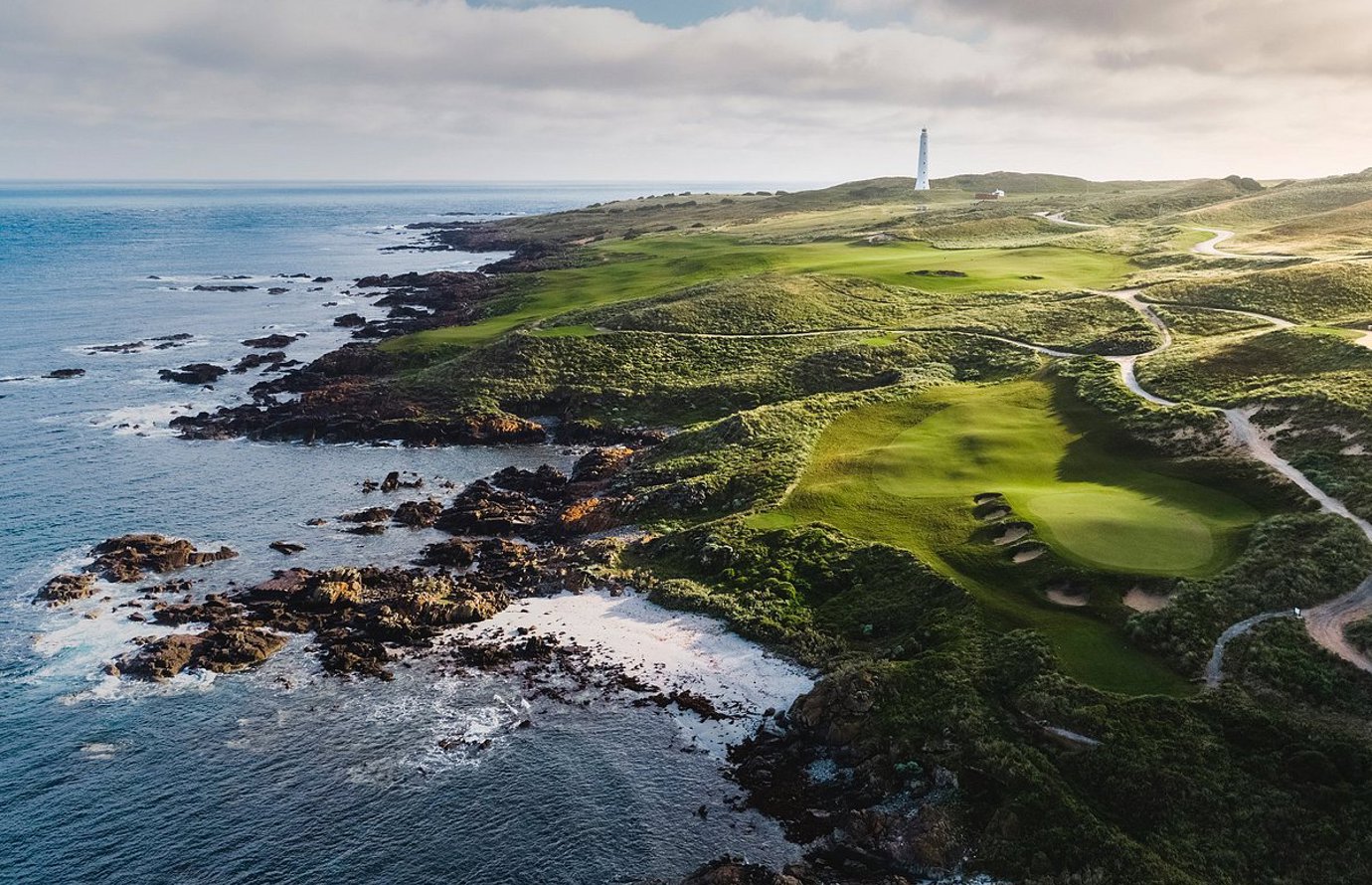 cape-wickham-is-one-of-three-breathaking-links-courses-on-king-island-which-is-located-50-miles-north-of-tasmania.jpg
