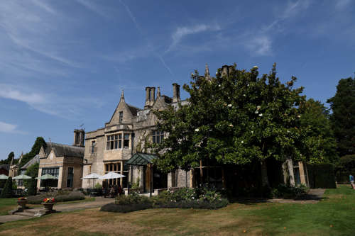 foxhills-manor.jpg
